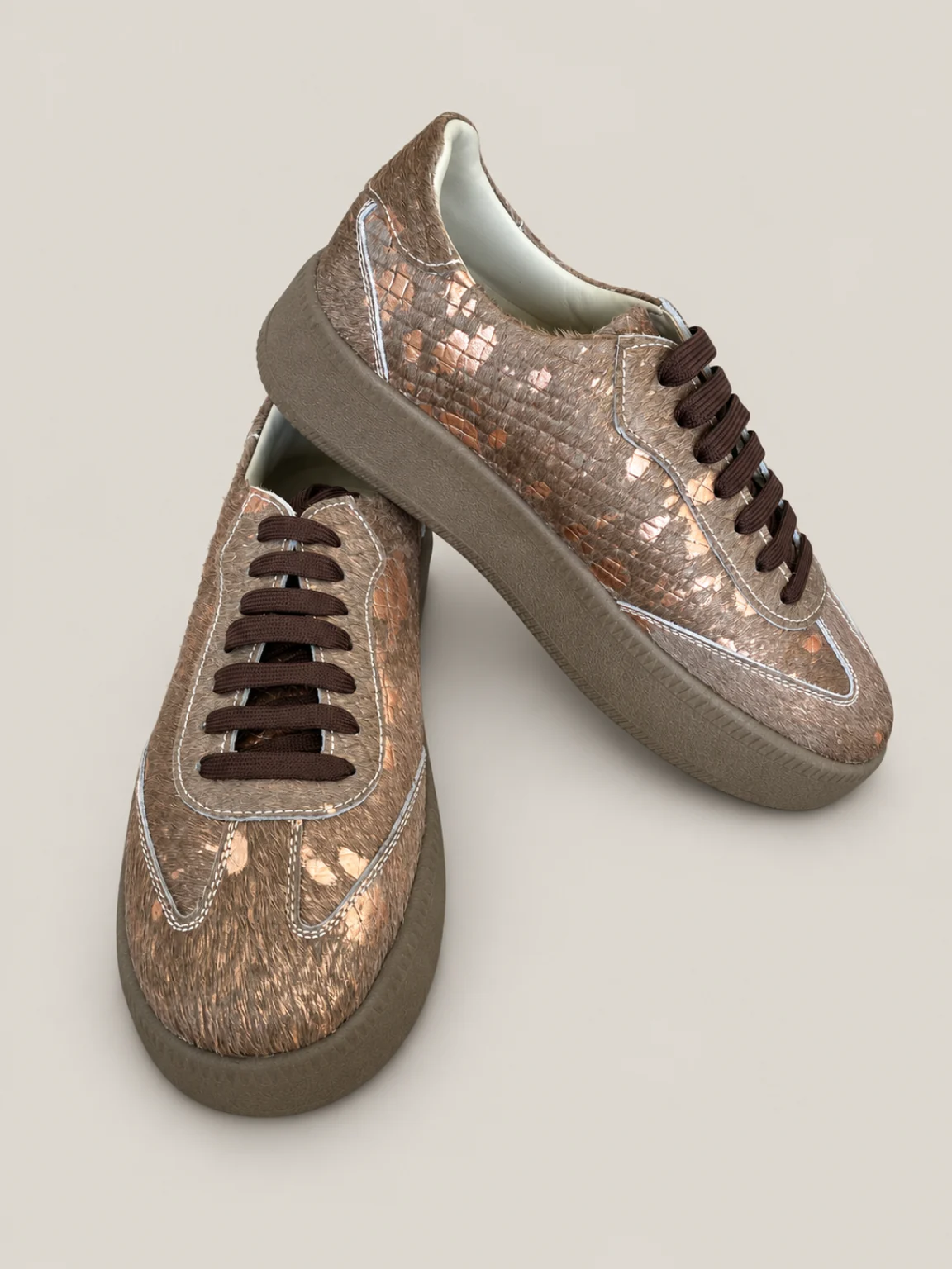 Zapatillas bronce pelitos Bronce
