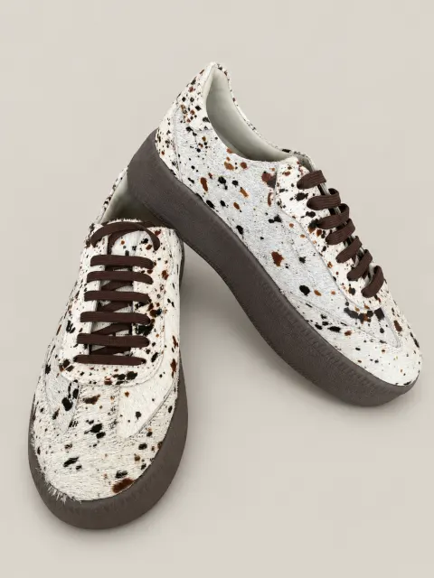 Zapatillas manchita moka color Crema y marrón en Arequipa