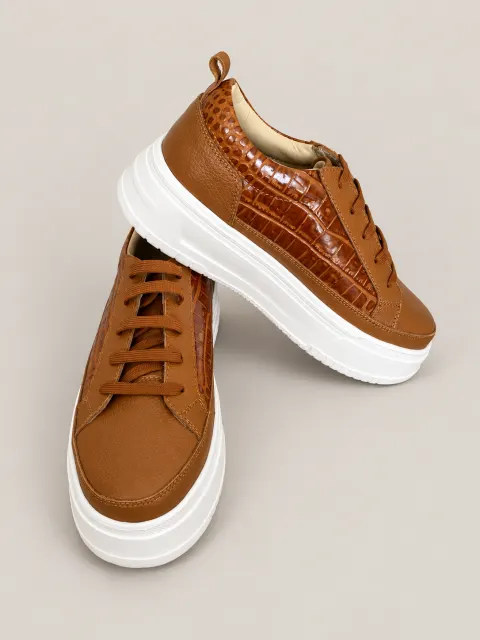 Zapatillas croco camel color Camel en Arequipa